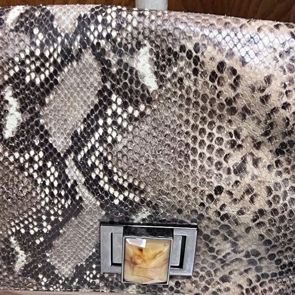 Brand New Tan Leather &  Snakeskin  Crossbody With Agate Stone Closure - Picture 3 of 13